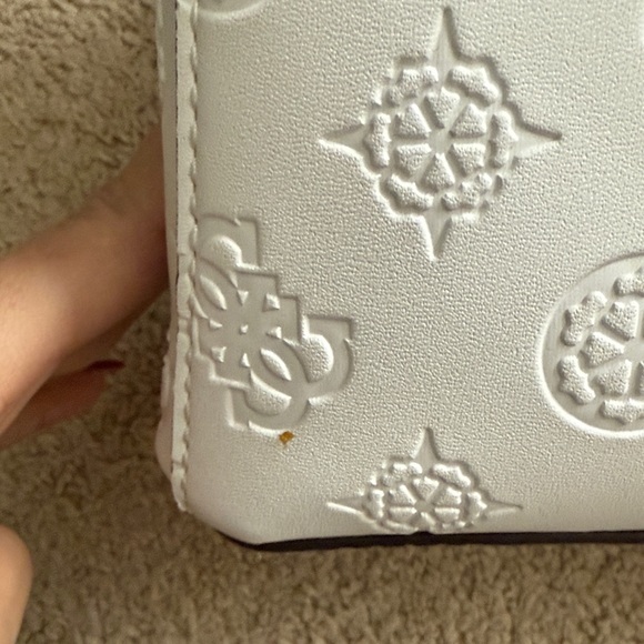Guess White Embossed Satchel Bag - Picture 10 of 11